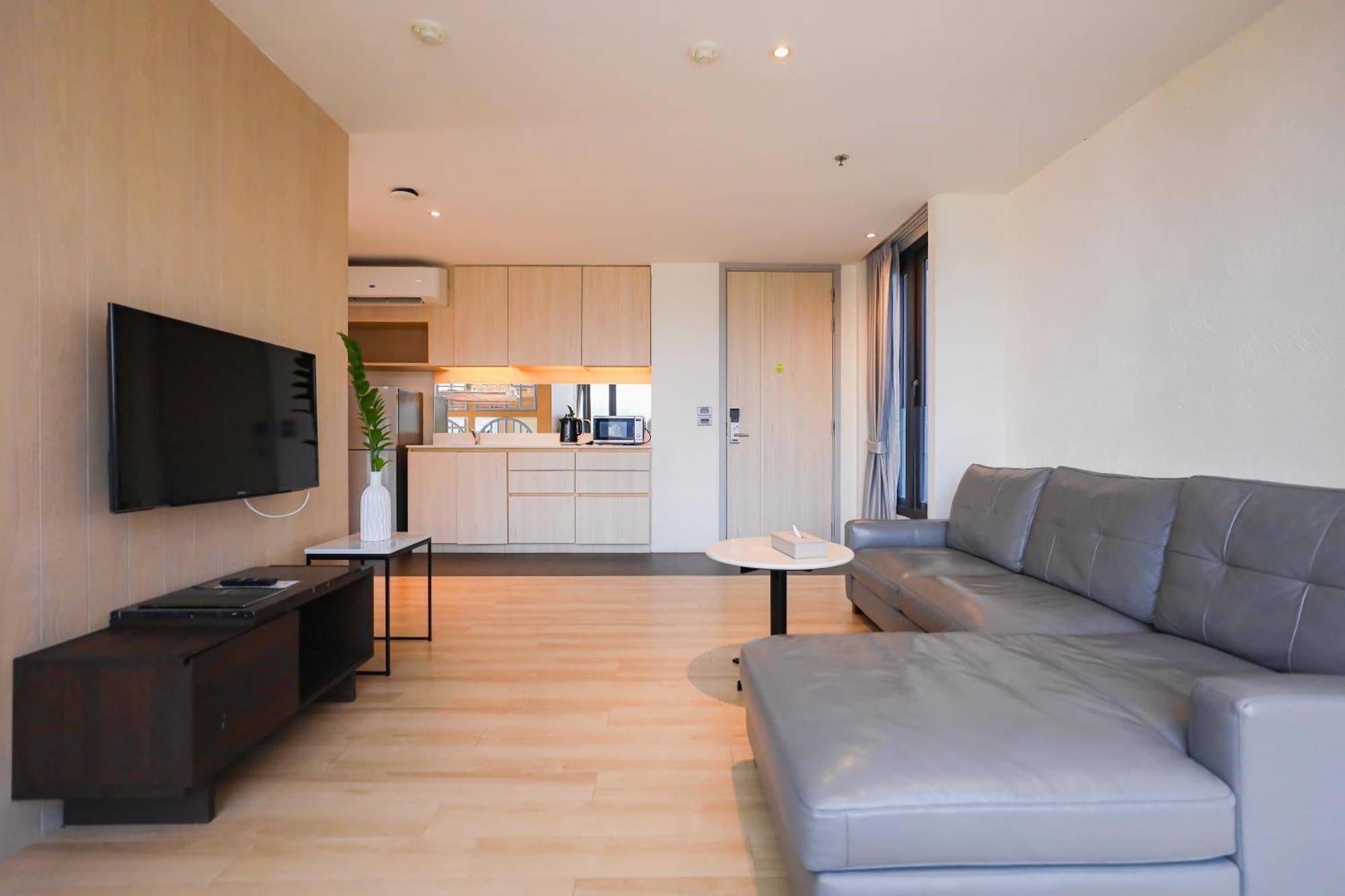 Balcony Seaside Sriracha Hotel & Serviced Apartments Si Racha Ngoại thất bức ảnh
