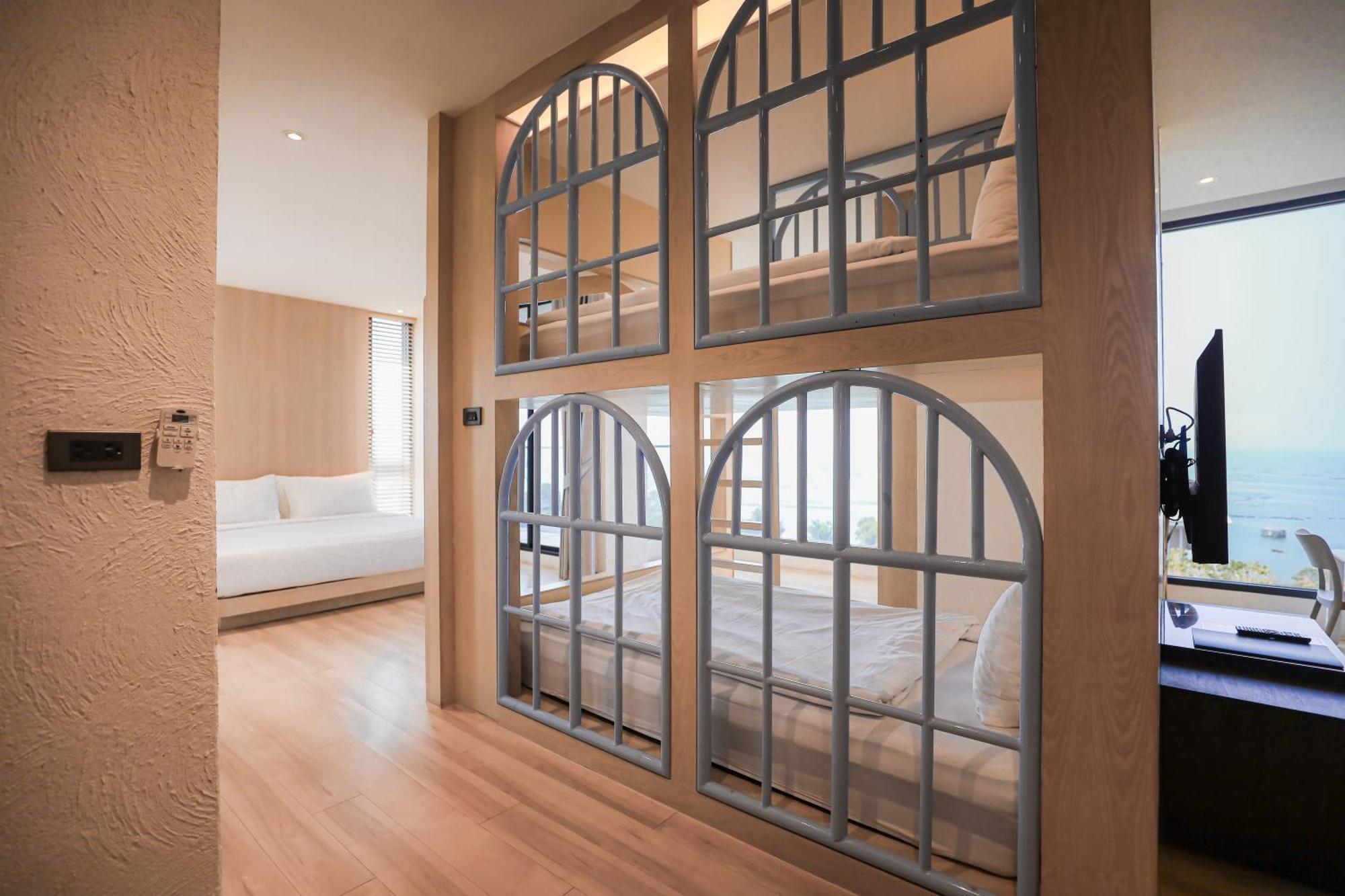 Balcony Seaside Sriracha Hotel & Serviced Apartments Si Racha Ngoại thất bức ảnh