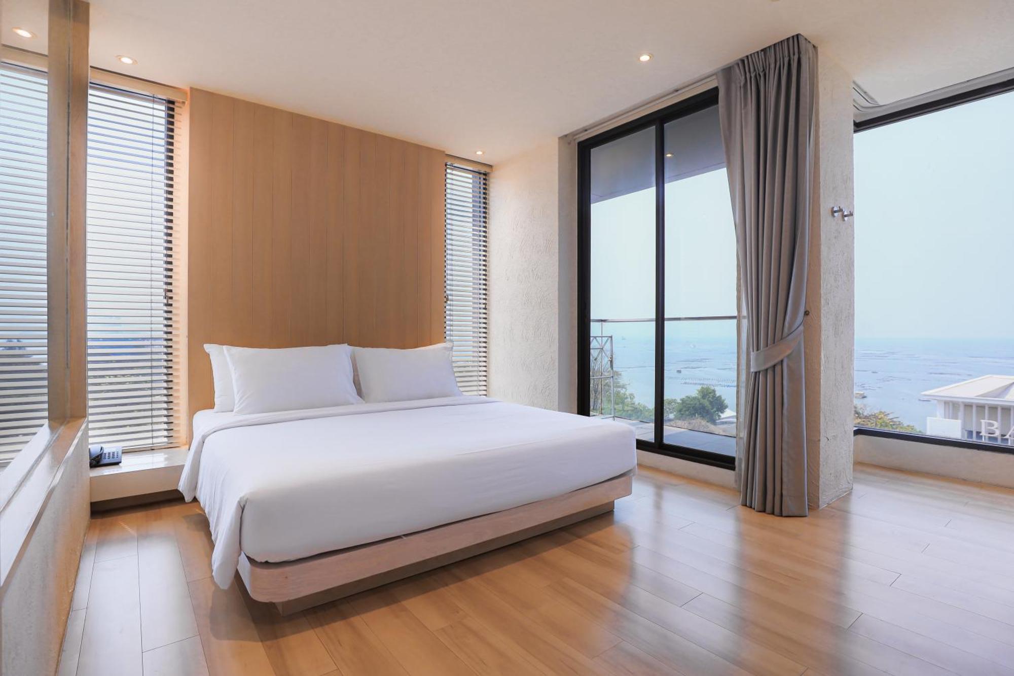 Balcony Seaside Sriracha Hotel & Serviced Apartments Si Racha Ngoại thất bức ảnh