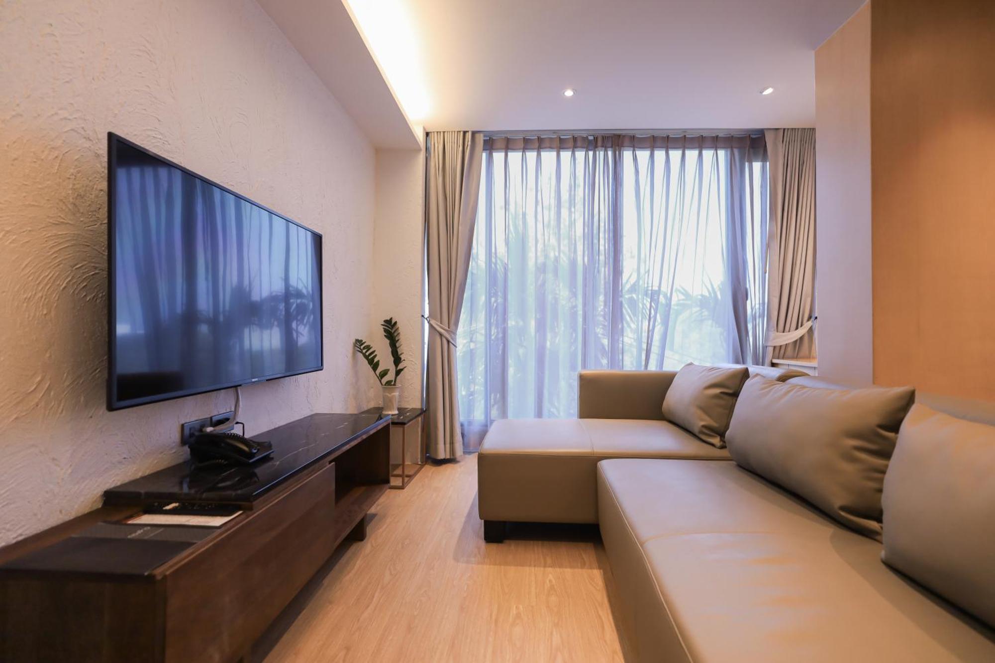 Balcony Seaside Sriracha Hotel & Serviced Apartments Si Racha Ngoại thất bức ảnh