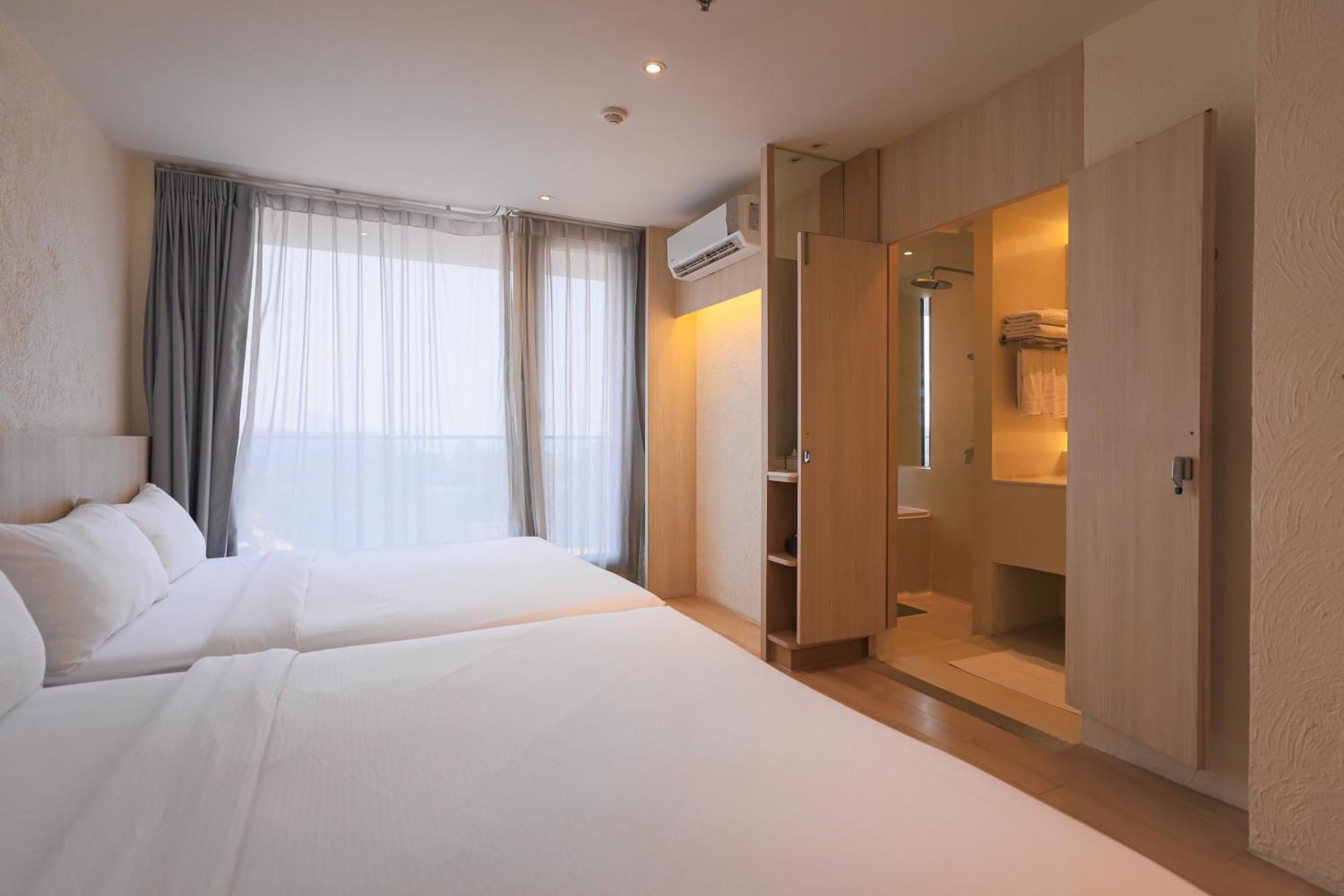 Balcony Seaside Sriracha Hotel & Serviced Apartments Si Racha Ngoại thất bức ảnh